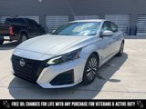 Used 2023 Nissan Altima 2.5 SV image 3