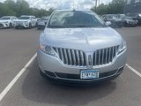 Used 2013 Lincoln MKX AWD w/ Class II Trailer Tow Pkg image 4