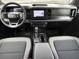 Used 2022 Ford Bronco 4-Door w/ Sasquatch Package image 2