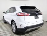 Used 2023 Ford Edge SEL image 4