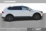 Used 2022 Volkswagen Tiguan SE image 2