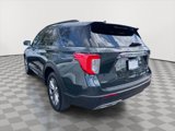 Used 2022 Ford Explorer XLT w/ Equipment Group 202A image 5