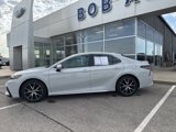 Used 2024 Toyota Camry SE image 5