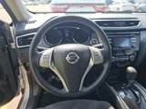 Used 2016 Nissan Rogue SV image 3