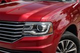 Used 2017 Lincoln Navigator Select image 3