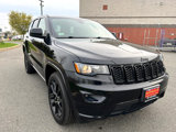 Used 2017 Jeep Grand Cherokee Altitude image 3