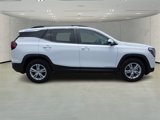 Used 2022 GMC Terrain SLE w/ Driver Convenience Package image 2