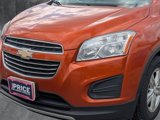 Used 2016 Chevrolet Trax LT w/ LT Sun and Sound Package image 2