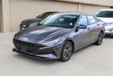 Used 2022 Hyundai Elantra SEL w/ Convenience Package image 3