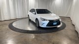 Used 2017 Toyota Camry SE image 4