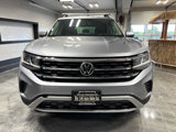 Used 2021 Volkswagen Atlas SE w/ Panoramic Sunroof Package image 3