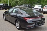 Used 2021 Hyundai Elantra SE image 6