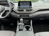 Used 2023 Nissan Altima 2.5 SV image 5
