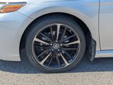 Used 2019 Toyota Camry XSE image 3