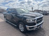 Used 2019 RAM 1500 4x4 Crew Cab image 4
