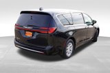 Certified 2023 Chrysler Pacifica Touring-L image 6