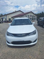 Used 2020 Chrysler Pacifica Touring-L image 2