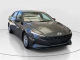 Certified 2023 Hyundai Elantra SE image 2