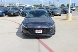 Used 2021 Hyundai Elantra SEL image 2