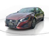 Used 2024 Nissan Altima 2.5 SV image 3