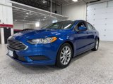 Used 2017 Ford Fusion SE w/ Fusion SE Technology Package image 4