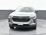 Used 2024 Chevrolet Trax RS w/ Driver Confidence Package image 2