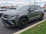 Certified 2022 Volkswagen Taos SEL w/ Panoramic Sunroof Package image 3