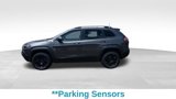 Used 2021 Jeep Cherokee Trailhawk image 3