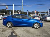 Used 2017 Hyundai Elantra SE w/ Cargo Package image 5