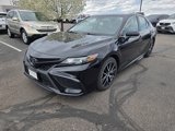 Used 2022 Toyota Camry SE image 3