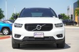 Used 2021 Volvo XC40 T5 R-Design image 2