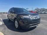 Used 2019 Ford Explorer XLT image 3