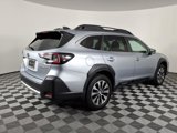 Used 2023 Subaru Outback Limited image 4