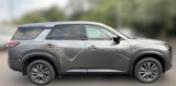 Used 2024 Nissan Pathfinder S image 2