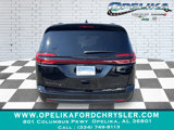New 2025 Chrysler Pacifica Limited image 4