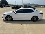 Used 2023 Toyota Camry SE image 4