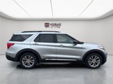 Used 2020 Ford Explorer XLT w/ Equipment Group 202A image 3