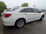 Used 2011 Chrysler 200 Touring image 2