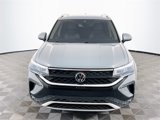 Used 2022 Volkswagen Taos SE image 4