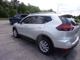Used 2018 Nissan Rogue SV image 6