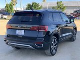 Used 2022 Volkswagen Taos SE image 4
