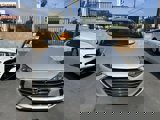 Used 2018 Hyundai Elantra SE w/ SE Connectivity Package 04 image 5