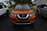 Used 2018 Nissan Rogue SL w/ Premium Package image 2