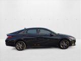 Certified 2023 Hyundai Elantra SEL image 4