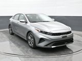 Used 2022 Kia Forte LXS image 2