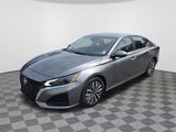 Used 2023 Nissan Altima 2.5 SV image 2