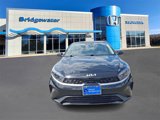 Used 2022 Kia Forte LXS image 2