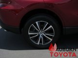 Certified 2022 Toyota Venza LE image 4