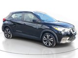Used 2020 Nissan Kicks SV image 2