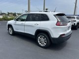 Used 2019 Jeep Cherokee Latitude w/ Popular Appearance Group image 4